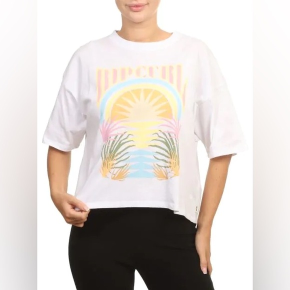 Rip Curl Tops - NWT Rip Curl Glow Heritage Crop Tee White Size Small Surfer Skate Shirt MSRP $33